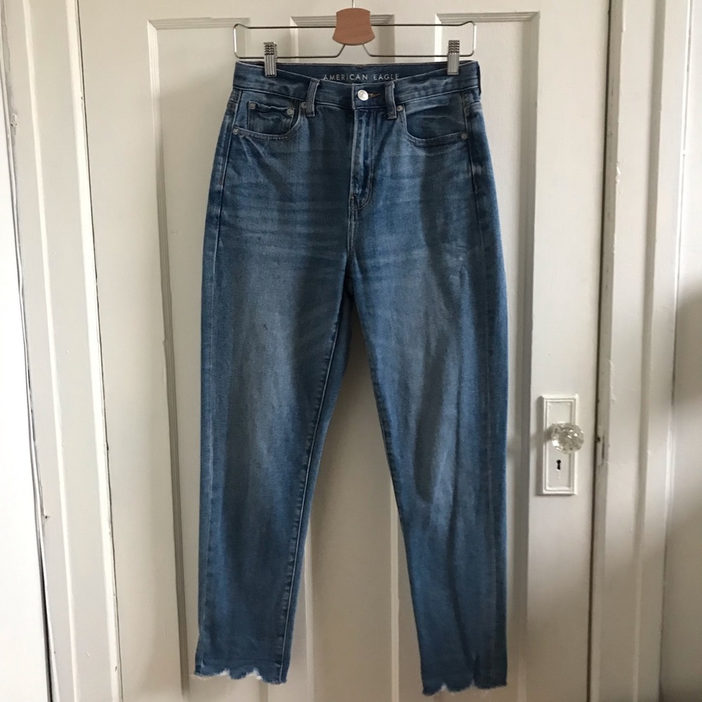 American Eagle Mom jean